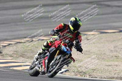 media/Jan-15-2026-Racers Edge (Thu) [[dfebeb70ab]]/3-B Group/Session 2 (Bowl Exit)/